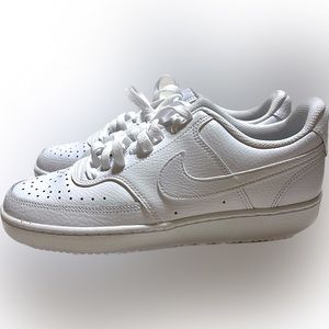 2021 Nike Court Vision Alta sneaker. White
Uptown’s. Women’s Size 8.